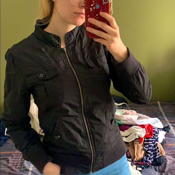 Vintage 90’s Fox Jacket - Picture 2 of 2